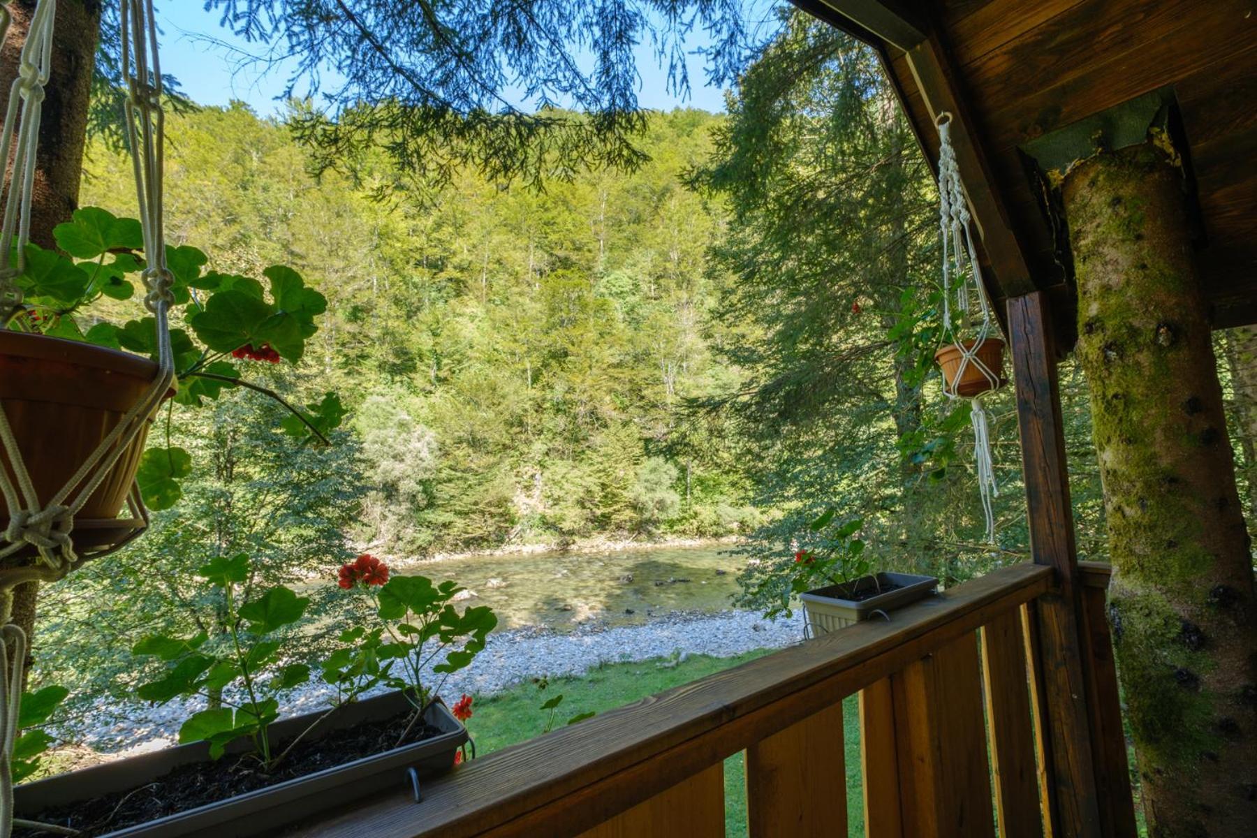 Treehouse Kupari Nacionalni Park Risnjak Cabar Екстериор снимка